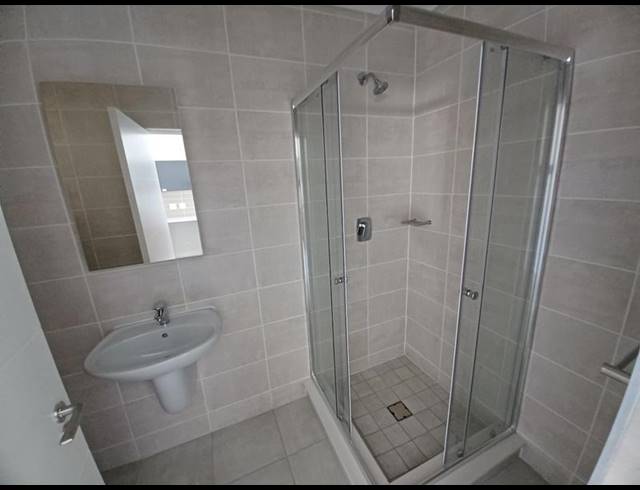 1 BEDROOM PROPERTY TO RENT IN GREENBAY ECO ESTATE